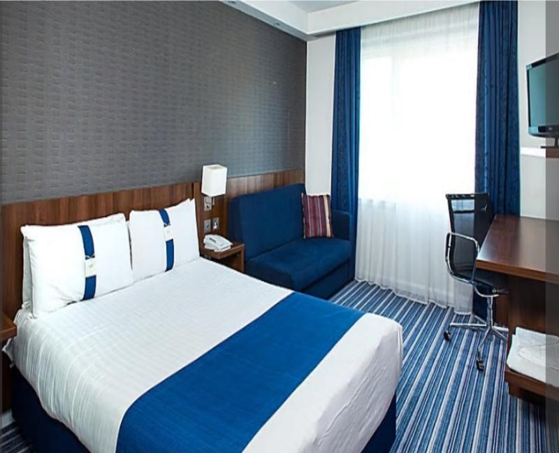 Holiday Inn Express Cambridge Duxford M11 Jct 10 By Ihg Exterior foto
